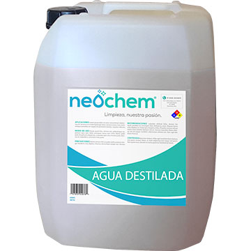 Agua destilada